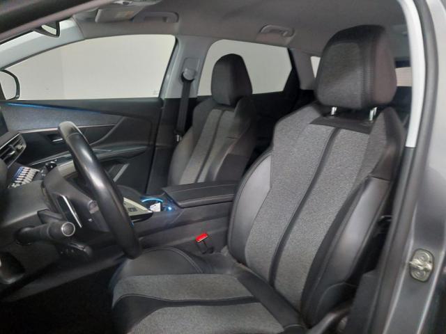 Peugeot 3008 image 1