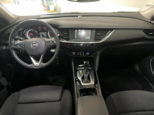 Opel Insignia Sports Tourer image 5