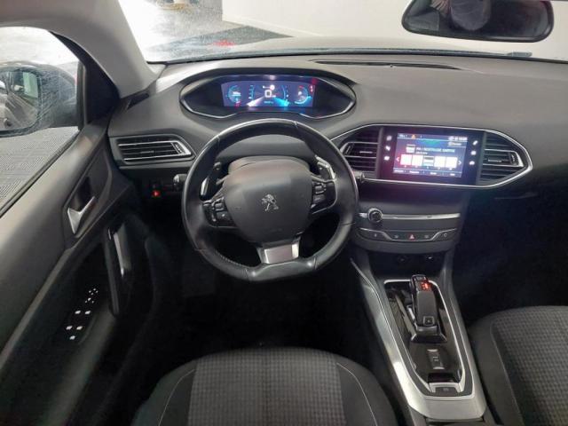 Peugeot 308 image 1