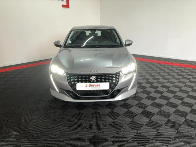 Peugeot 208 image 8