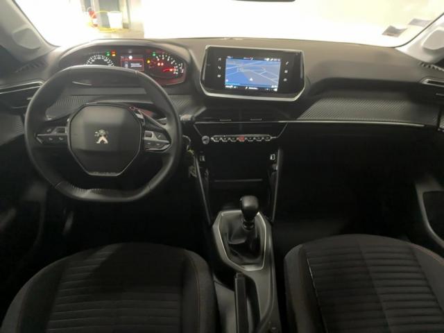 Peugeot 208 image 6