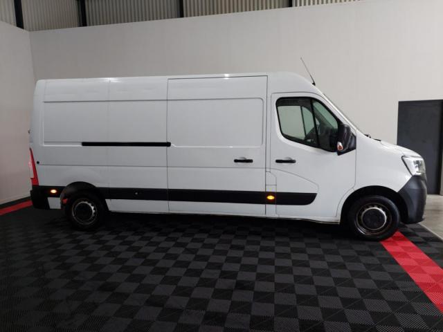 Renault Master image 9