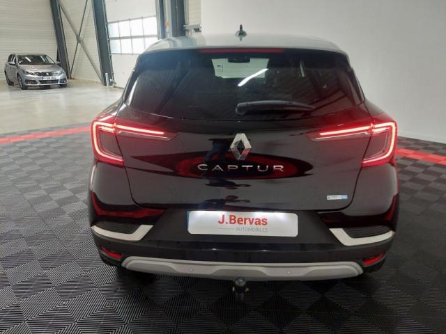 Renault Captur image 2