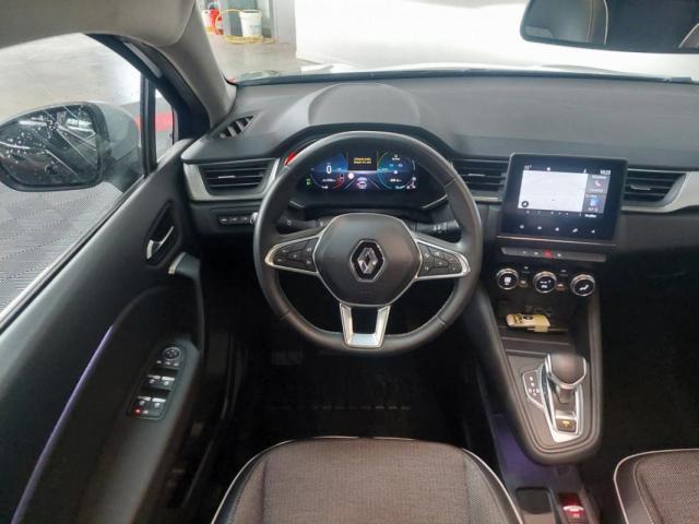 Renault Captur image 8