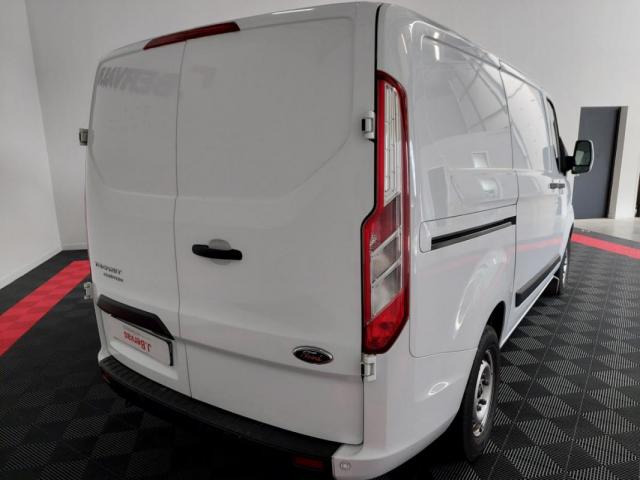 Ford Transit image 1