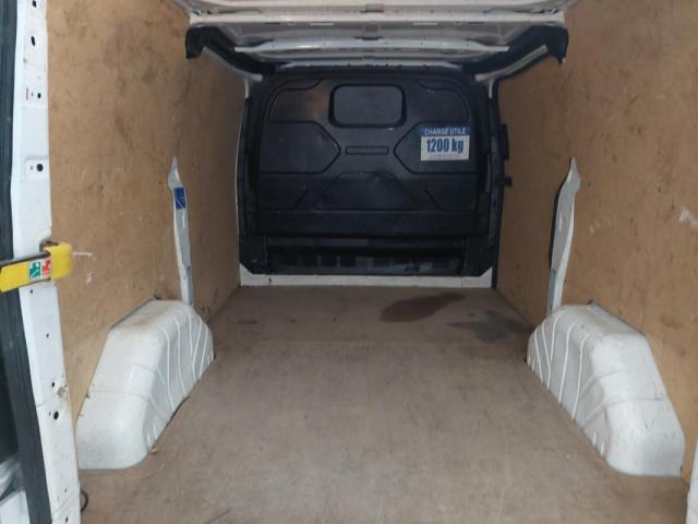 Ford Transit image 5