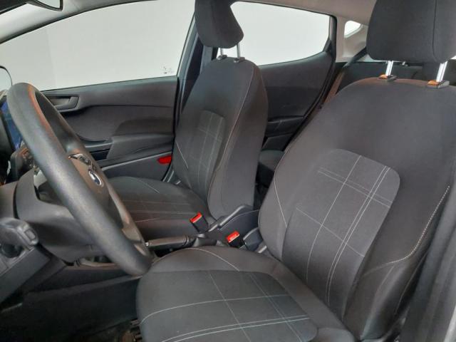 Ford Fiesta image 2