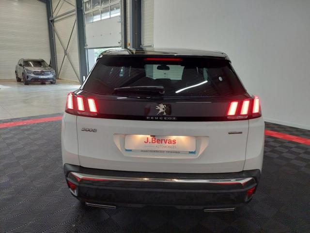 Peugeot 3008 image 1
