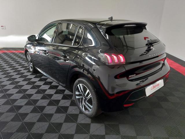 Peugeot 208 image 6