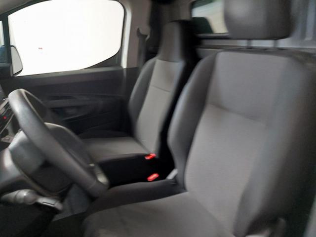 Peugeot Partner image 1
