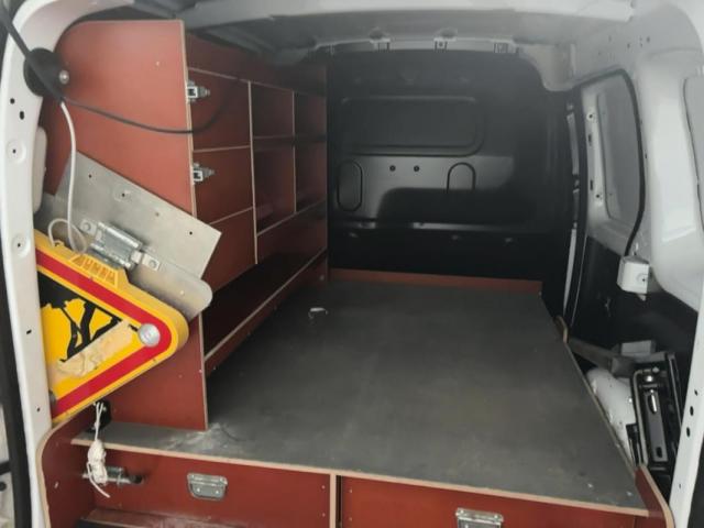 Renault Kangoo Express image 9