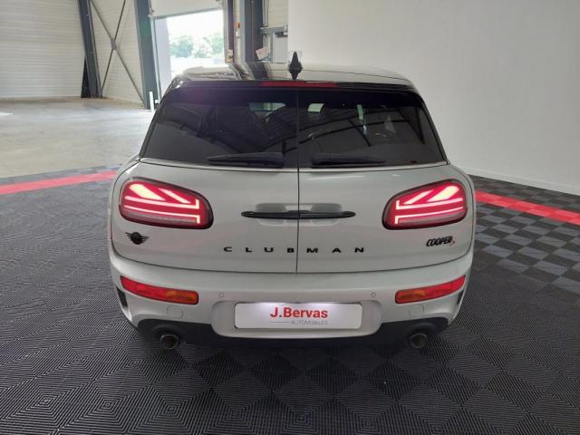 Mini Clubman image 9