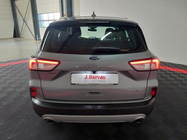 Ford Kuga image 3