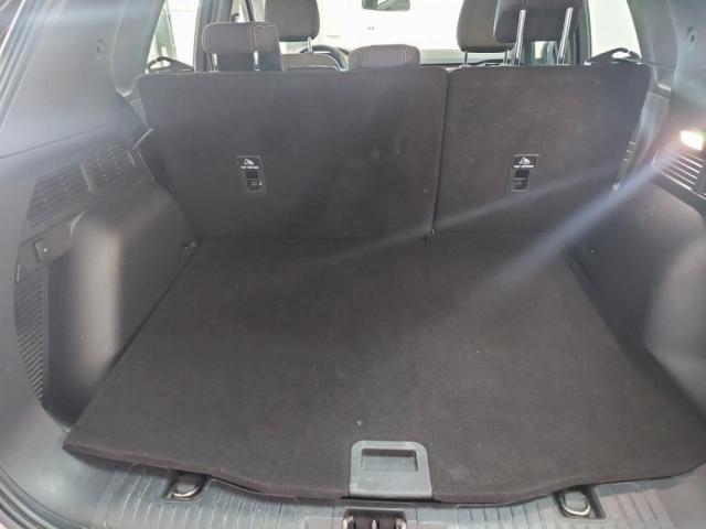 Ford Kuga image 9