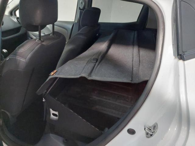 Renault Clio image 8