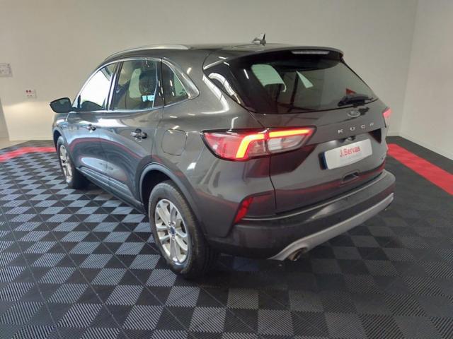Ford Kuga image 6
