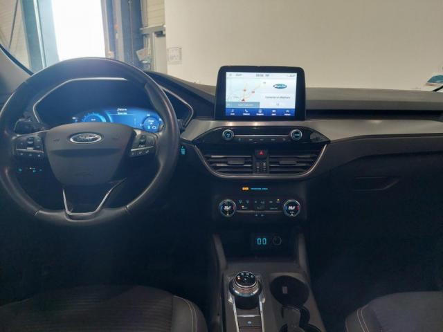 Ford Kuga image 9