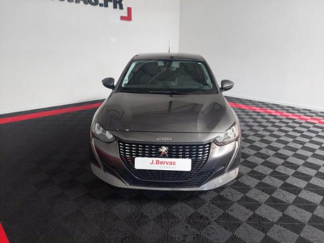 Peugeot 208 image 9