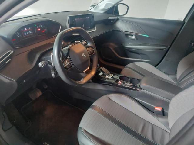 Peugeot 208 image 6
