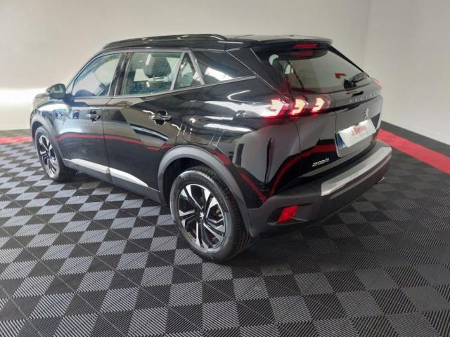 Peugeot 2008 image 3