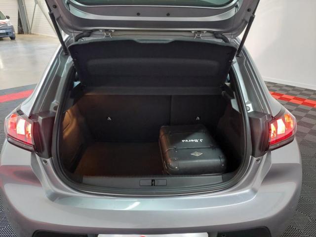 Peugeot 208 image 2