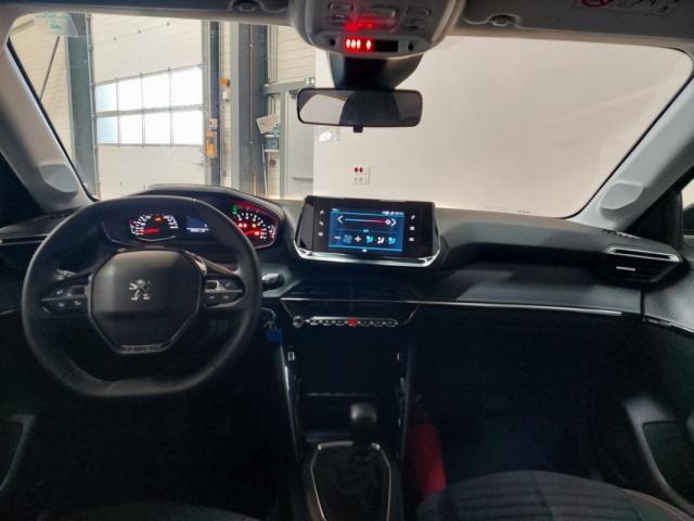 Peugeot 208 image 9