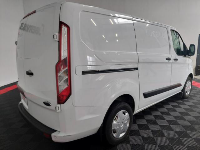 Ford Transit Custom image 8