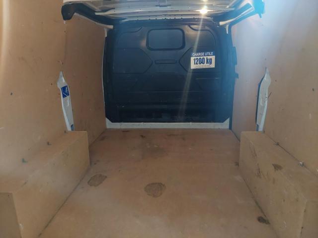 Ford Transit Custom image 2