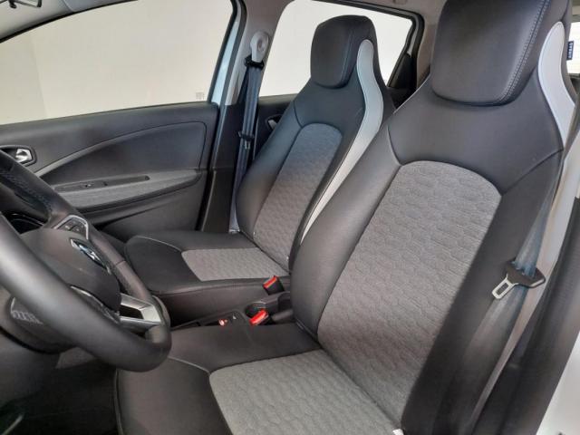 Renault Zoe image 9