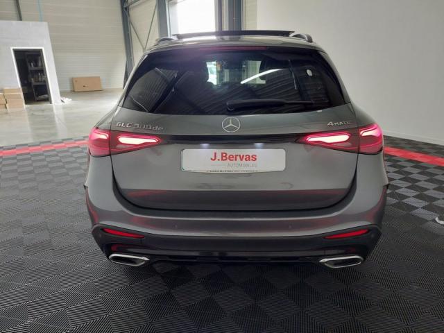 Mercedes Benz Glc image 8