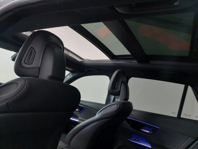 Mercedes Benz Glc image 6
