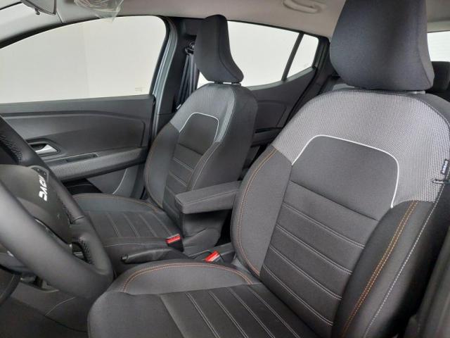 Dacia Sandero image 6