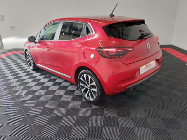 Renault Clio image 8