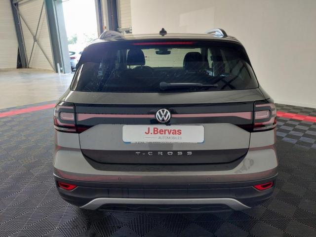 Volkswagen T-Cross image 2