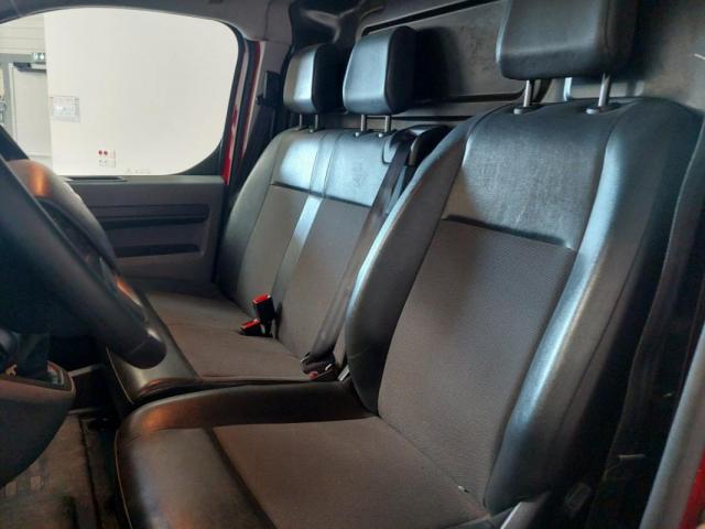 Citroen Jumpy image 9