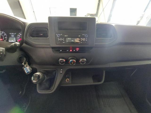 Renault Master image 6