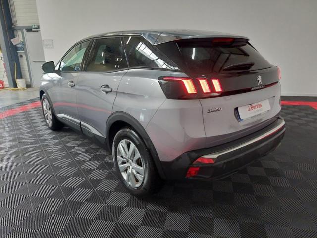 Peugeot 3008 image 2