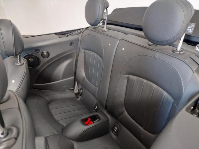 Mini Cabrio image 8