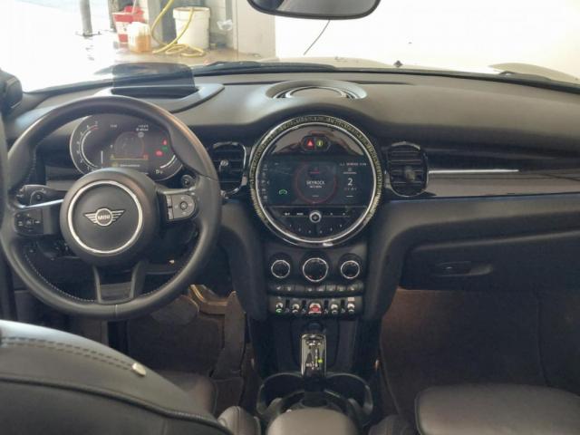 Mini Cabrio image 2