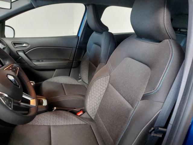 Renault Captur image 8