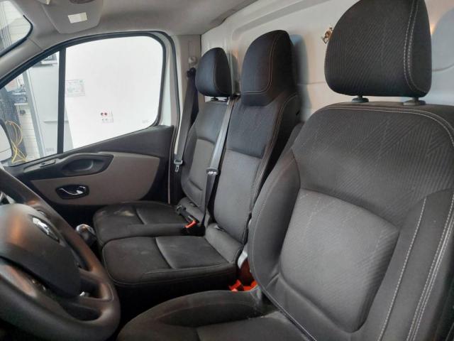 Renault Trafic image 4
