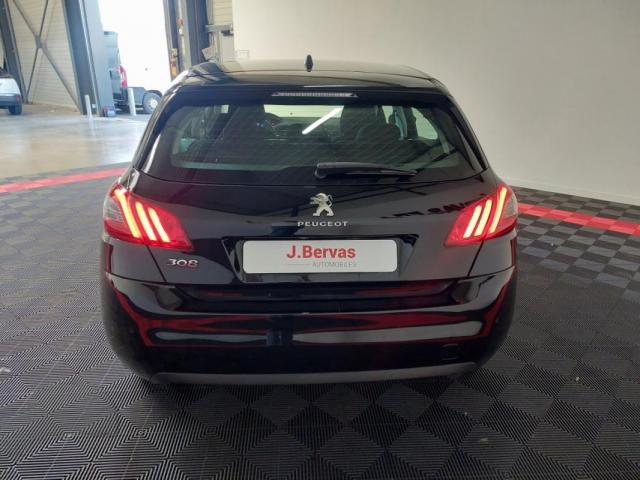 Peugeot 308 image 1