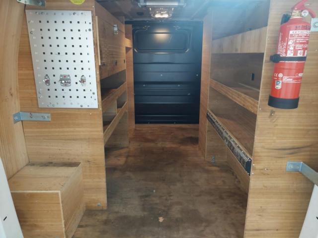 Citroen Jumpy image 8