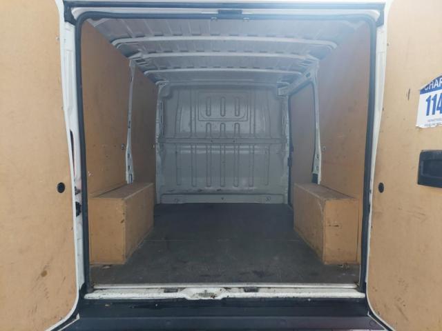 Peugeot Boxer image 8