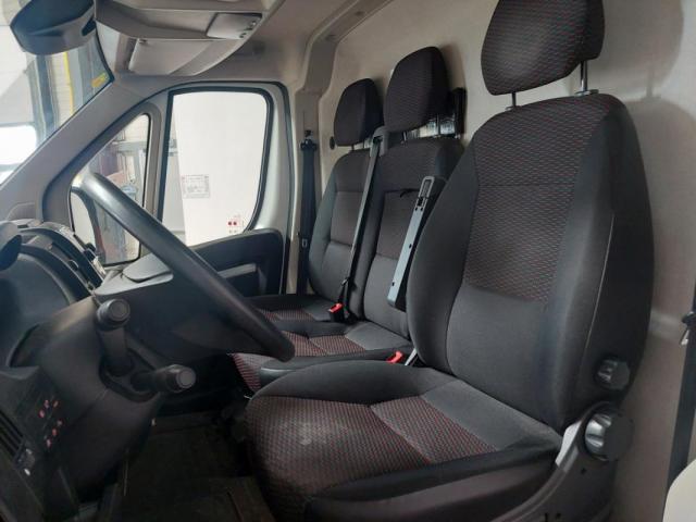 Peugeot Boxer image 1