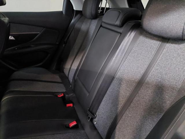 Peugeot 3008 image 7
