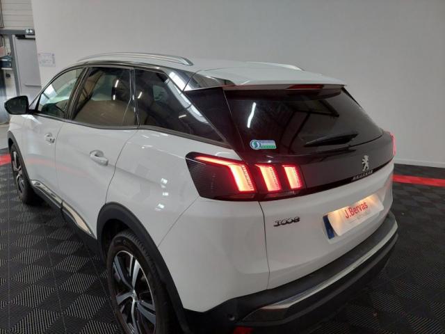 Peugeot 3008 image 8