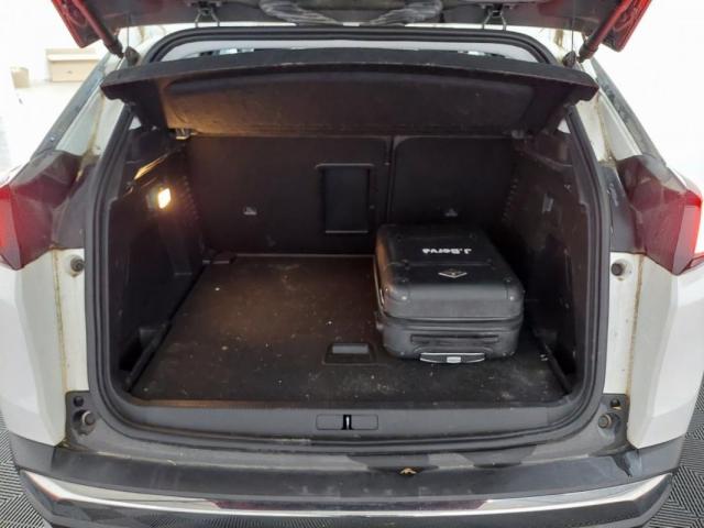Peugeot 3008 image 6
