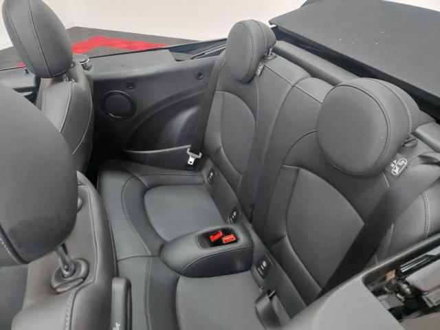 Mini Cabrio image 7