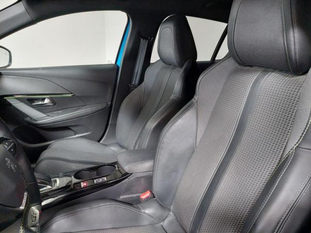 Peugeot 208 image 6